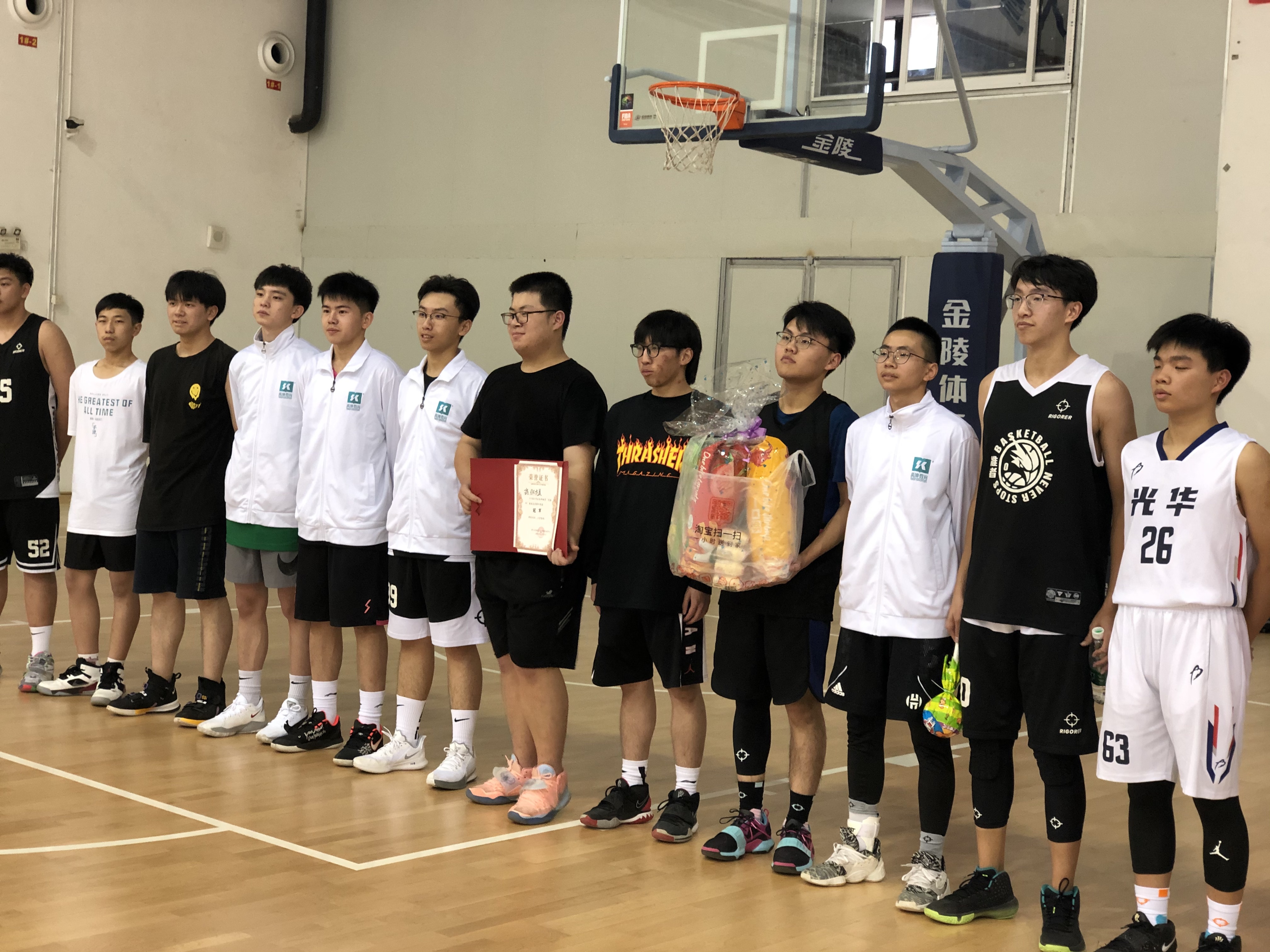 禹坤教育“青春杯”篮球友谊赛